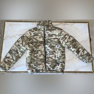 Camouflage puffer coat by Sans Souci